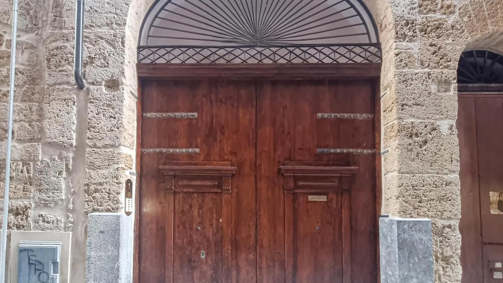 Victorio Apartment Palermo